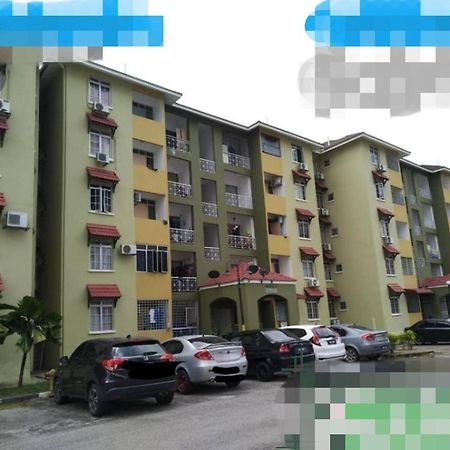 Holiday Apartment At Pd Perdana Condo Resort Port Dickson Exterior photo